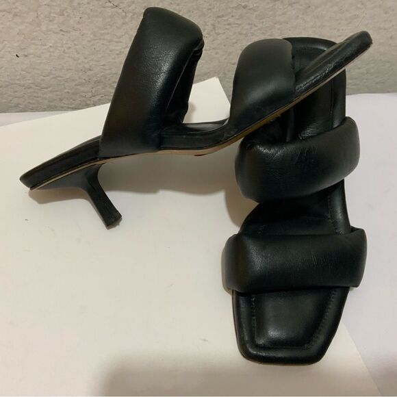 H&M  Puffy Leather Slide Sandals  Black low heels 39 - Picture 4 of 8